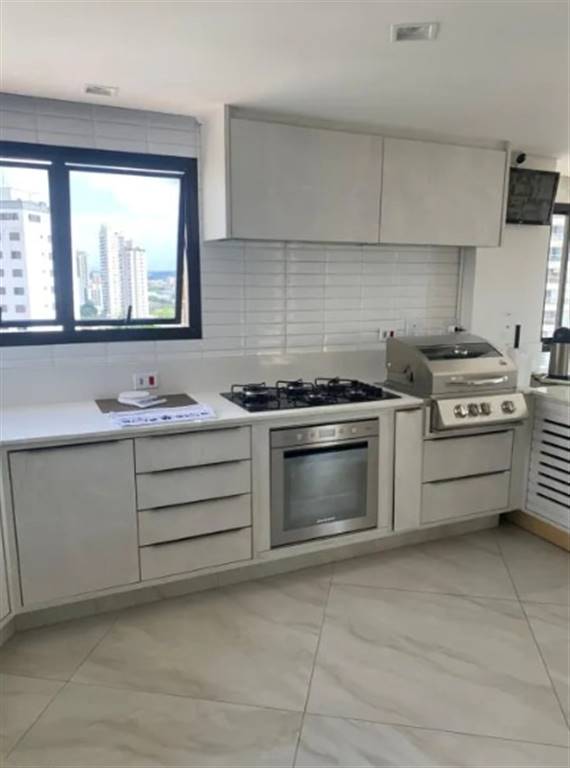 Apartamento com 3 quartos e 156 m² em Vila Guilhermina, Praia Grande