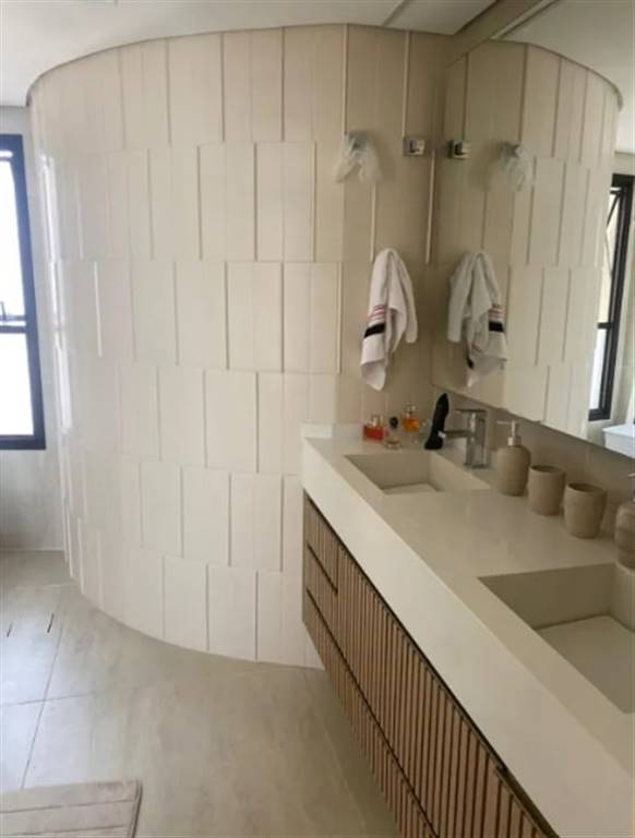 Apartamento com 3 quartos e 156 m² em Vila Guilhermina, Praia Grande