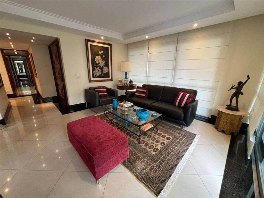 Apartamento com 4 quartos e 230 m² em Vila Guilhermina, Praia Grande