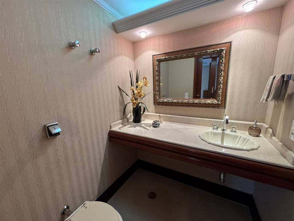 Apartamento com 4 quartos e 230 m² em Vila Guilhermina, Praia Grande