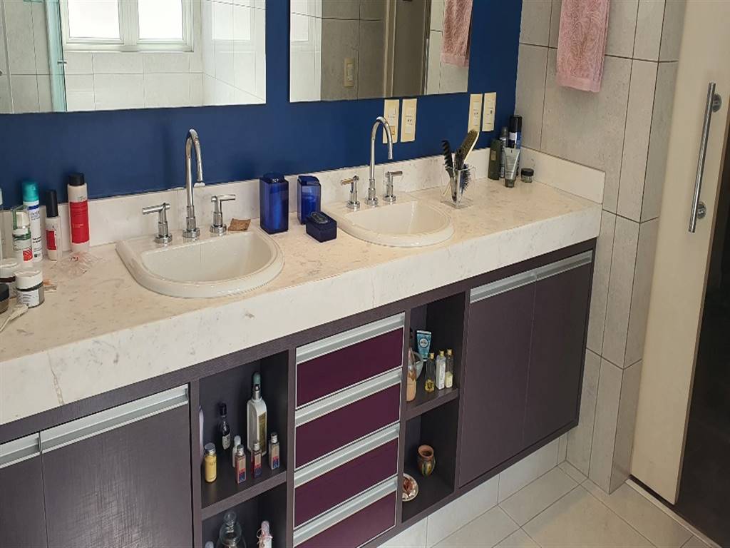 Casa com 4 quartos e 350 m² em Vila Guilhermina, Praia Grande