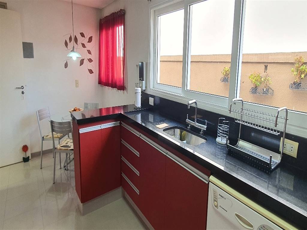 Casa com 4 quartos e 350 m² em Vila Guilhermina, Praia Grande