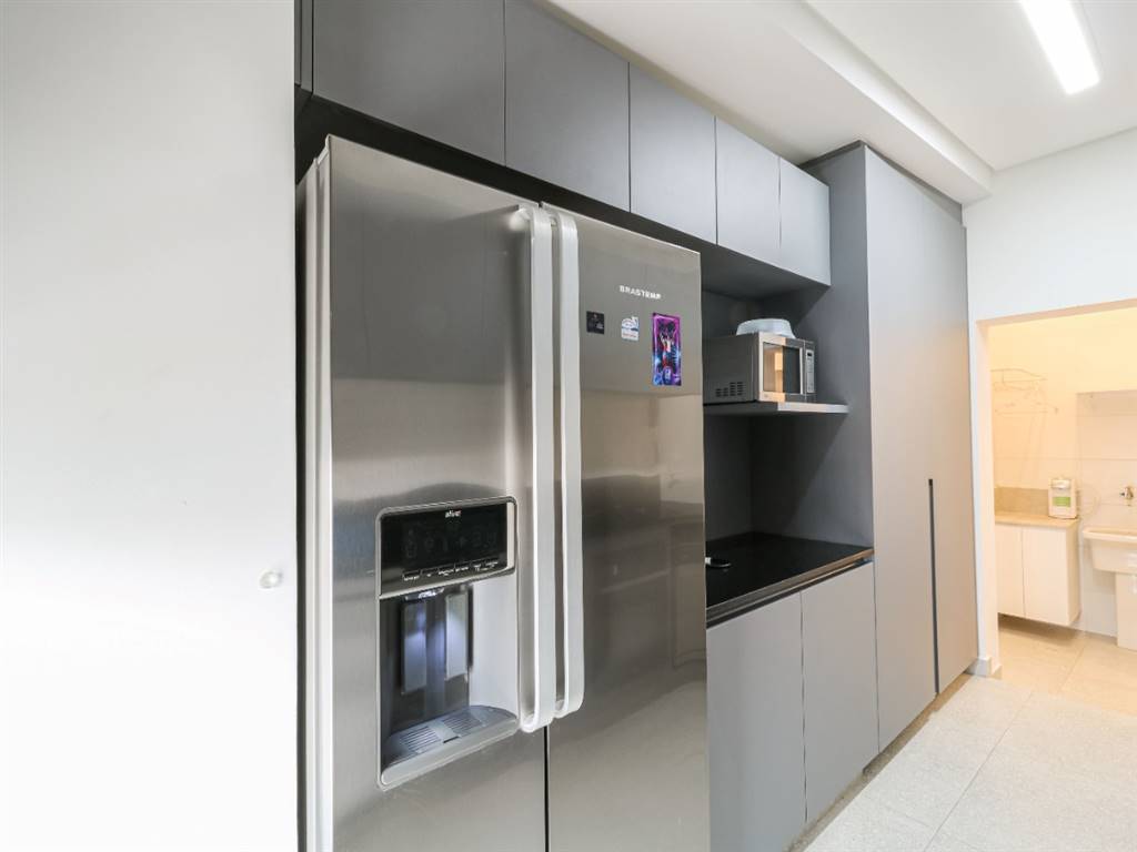 Apartamento com 3 quartos e 165 m² em Vila Guilhermina, Praia Grande