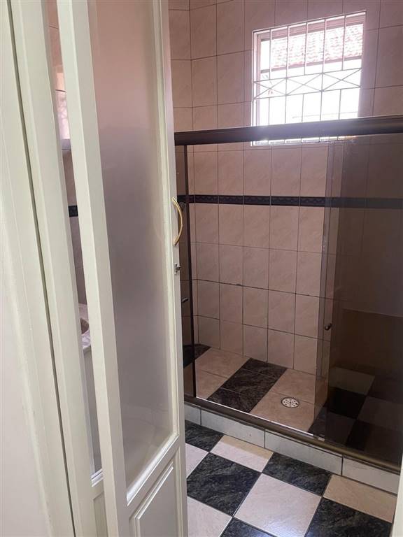 Casa com 2 quartos e 140 m² em Vila Guilhermina, Praia Grande