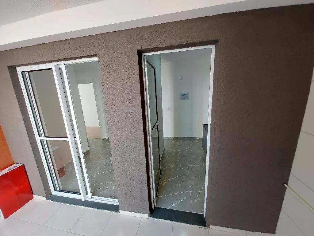 Apartamento com 2 quartos e 42 m² em Vila Guilhermina, Praia Grande