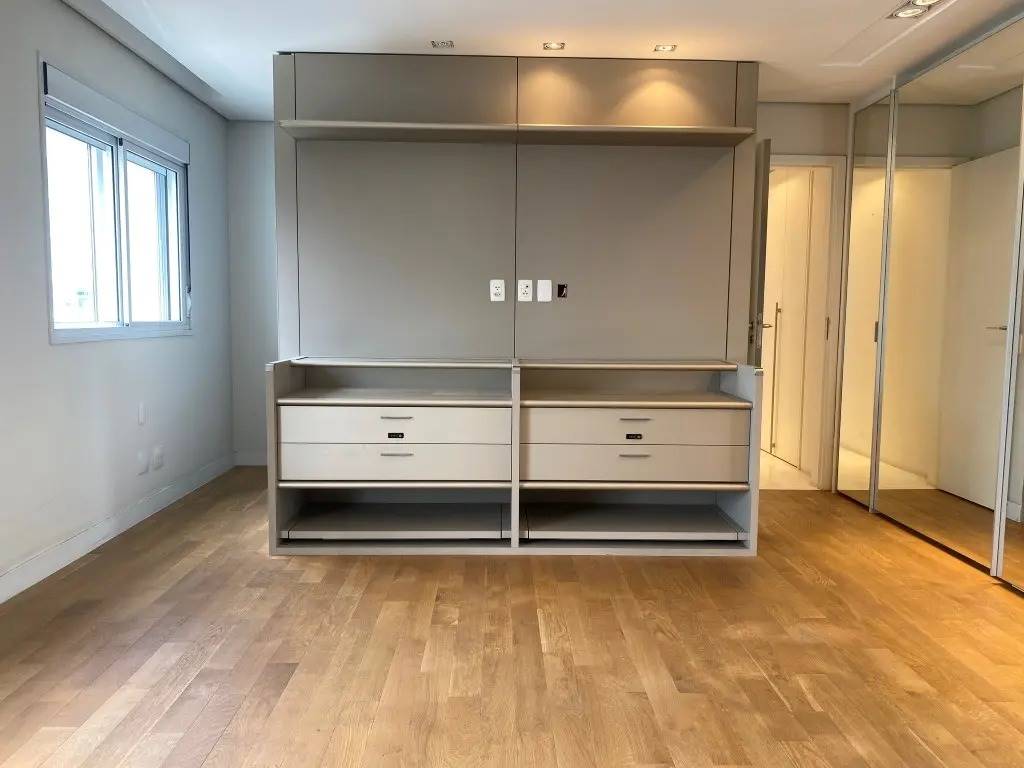 Apartamento com 2 quartos e 185 m² em Vila Guilhermina, Praia Grande