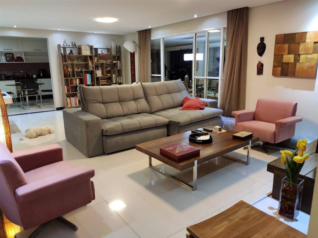 Apartamento com 3 quartos e 210 m² em Vila Guilhermina, Praia Grande