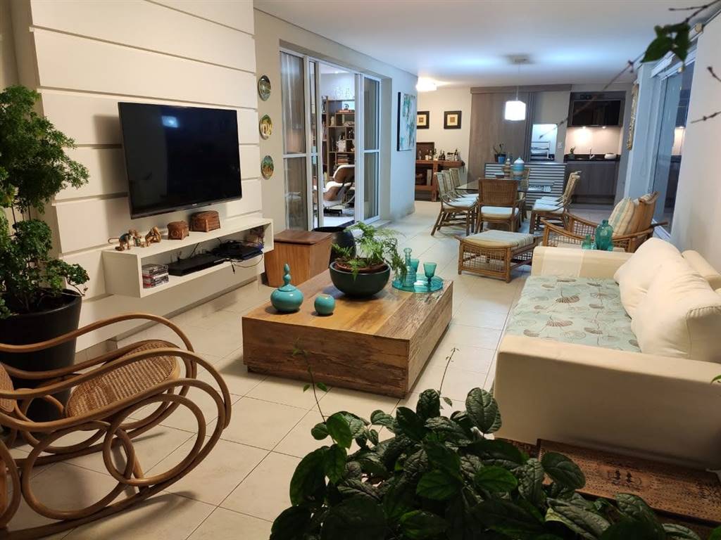 Apartamento com 3 quartos e 210 m² em Vila Guilhermina, Praia Grande