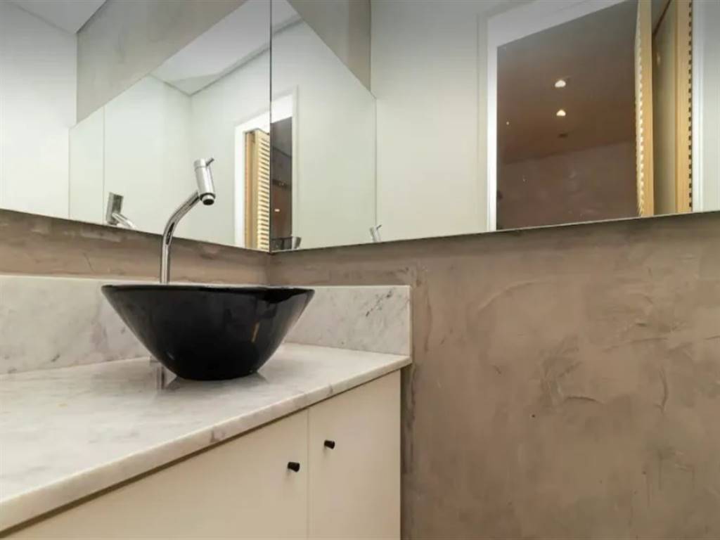 Apartamento com 2 quartos e 75 m² em Vila Guilhermina, Praia Grande