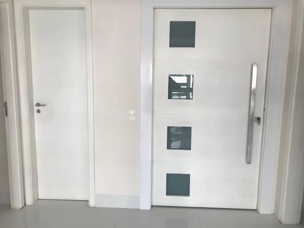 Apartamento com 4 quartos e 140 m² em Vila Guilhermina, Praia Grande