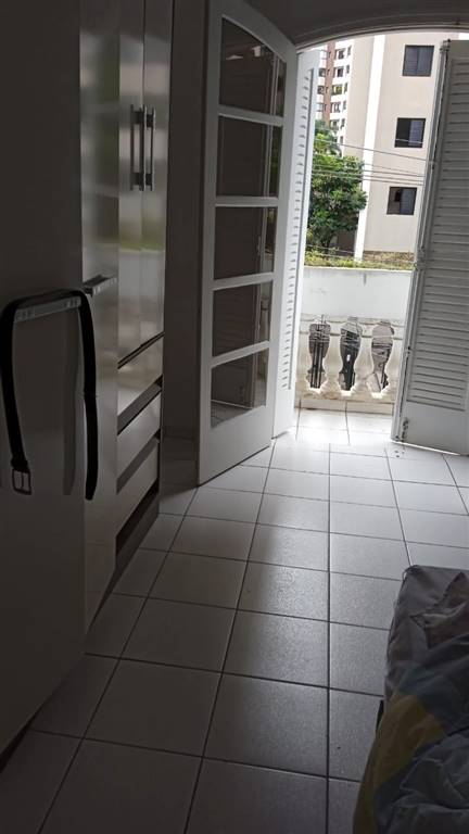 Casa com 5 quartos e 200 m² em Vila Guilhermina, Praia Grande