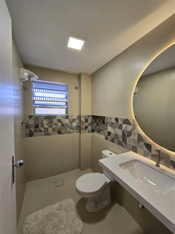 Apartamento com 1 quarto e 50 m² em Vila Guilhermina, Praia Grande