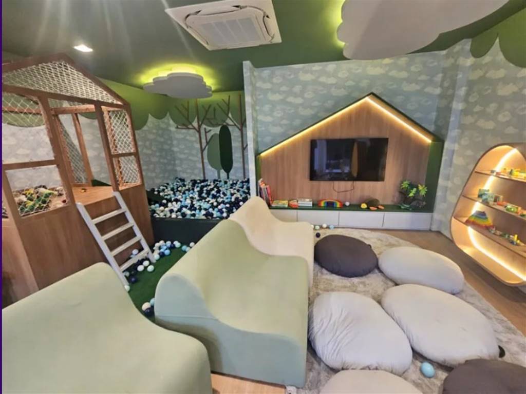 Apartamento com 3 quartos e 135 m² em Vila Guilhermina, Praia Grande