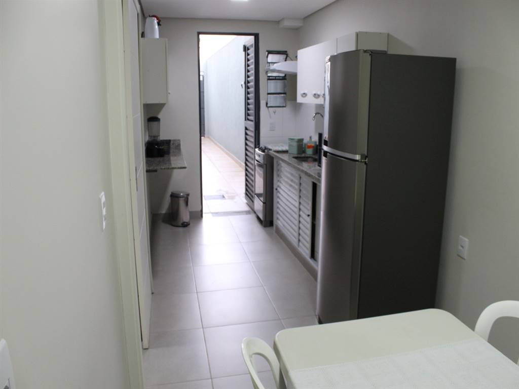 Casa com 3 quartos e 210 m² em Vila Guilhermina, Praia Grande