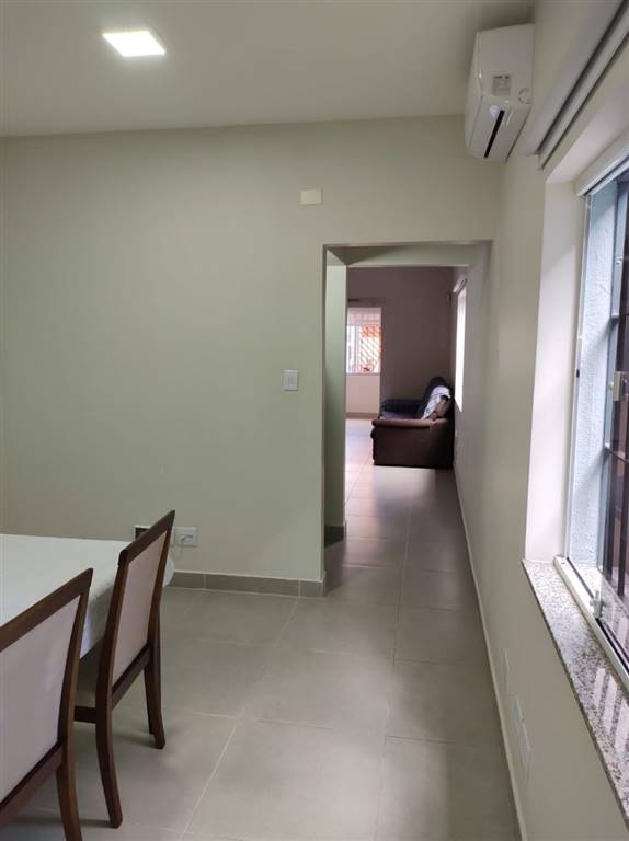 Casa com 3 quartos e 210 m² em Vila Guilhermina, Praia Grande