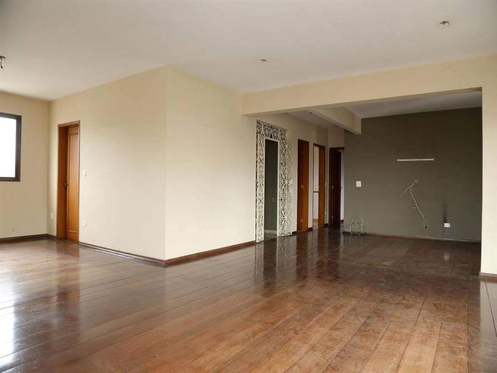 Apartamento com 3 quartos e 217 m² em Vila Guilhermina, Praia Grande