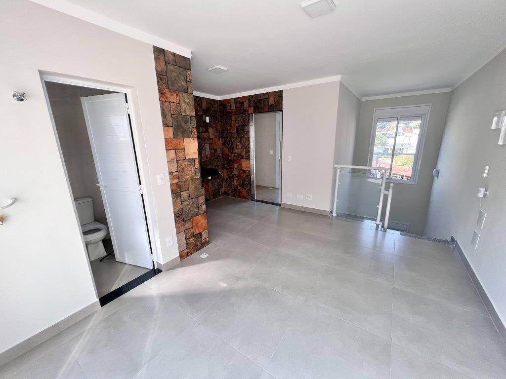 Casa com 3 quartos e 170 m² em Vila Guilhermina, Praia Grande