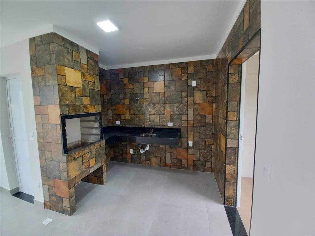 Casa com 3 quartos e 170 m² em Vila Guilhermina, Praia Grande