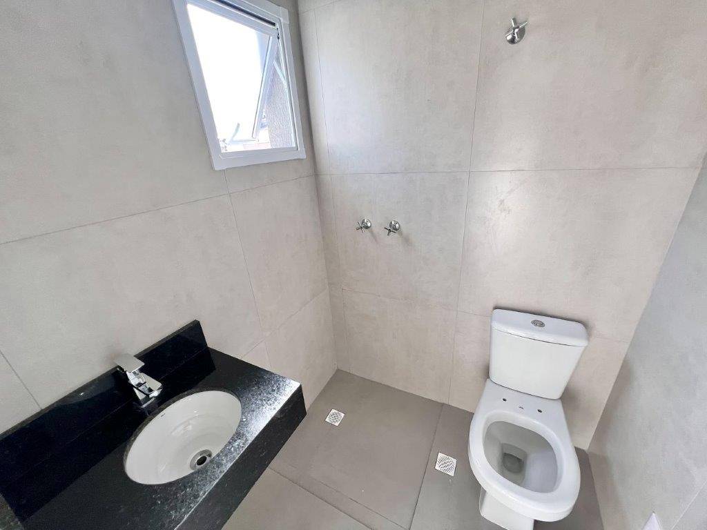 Casa com 3 quartos e 170 m² em Vila Guilhermina, Praia Grande