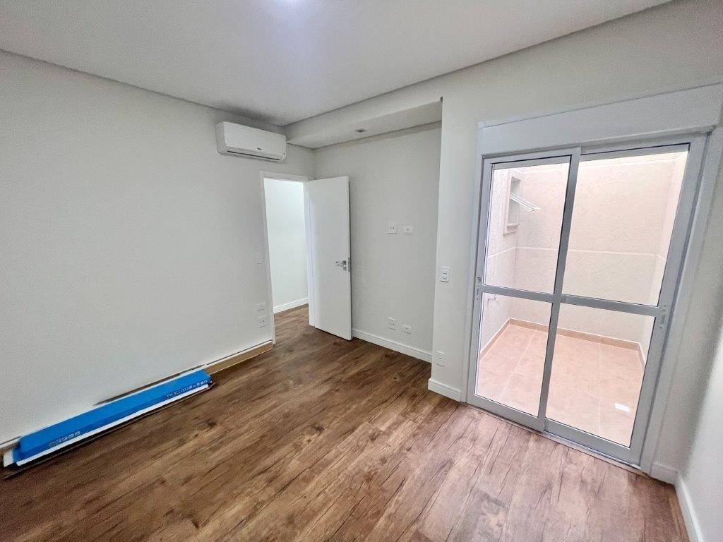 Casa com 3 quartos e 170 m² em Vila Guilhermina, Praia Grande