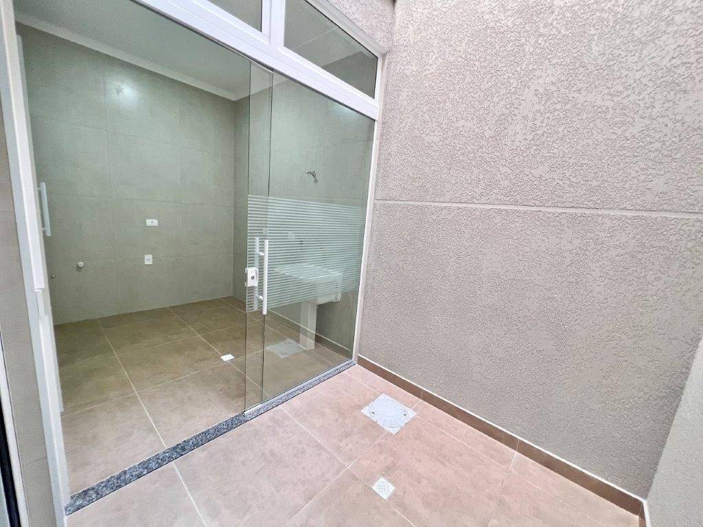 Casa com 3 quartos e 170 m² em Vila Guilhermina, Praia Grande