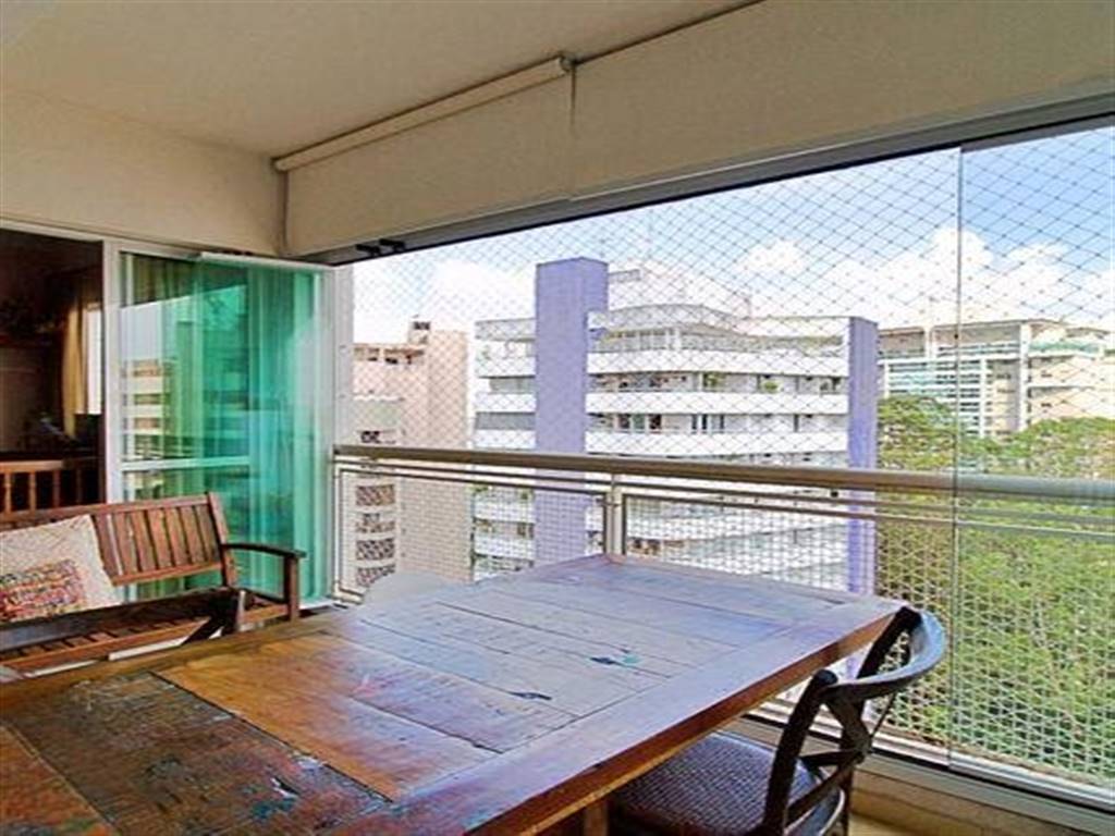 Apartamento com 2 quartos e 70 m² em Vila Guilhermina, Praia Grande