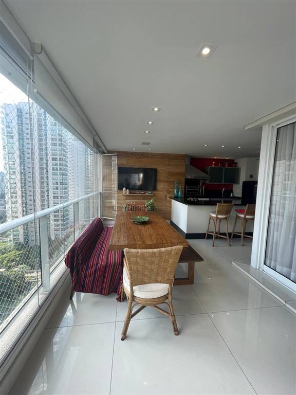 Apartamento com 4 quartos e 380 m² em Vila Guilhermina, Praia Grande