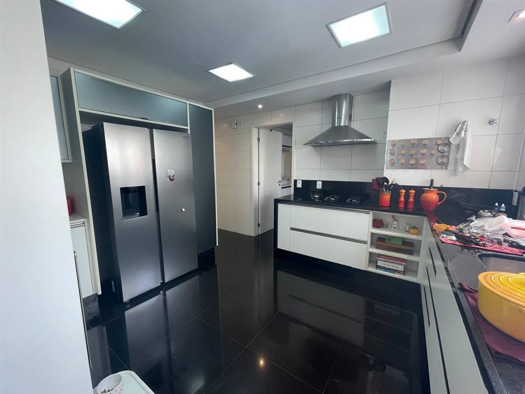 Apartamento com 4 quartos e 380 m² em Vila Guilhermina, Praia Grande