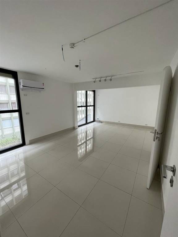 Apartamento com 1 quarto e 135 m² em Vila Guilhermina, Praia Grande