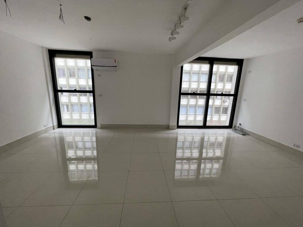 Apartamento com 1 quarto e 135 m² em Vila Guilhermina, Praia Grande