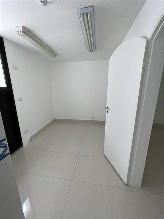 Apartamento com 1 quarto e 135 m² em Vila Guilhermina, Praia Grande