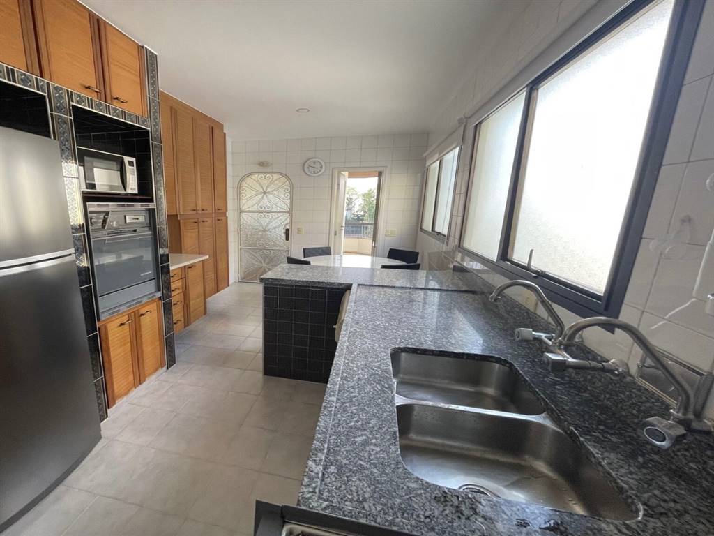 Apartamento com 3 quartos e 177 m² em Vila Guilhermina, Praia Grande