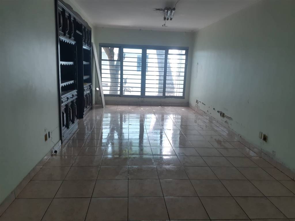 Casa com 9 quartos e 276 m² em Vila Guilhermina, Praia Grande