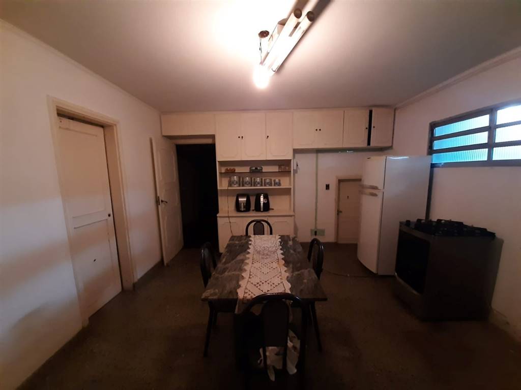 Casa com 9 quartos e 276 m² em Vila Guilhermina, Praia Grande