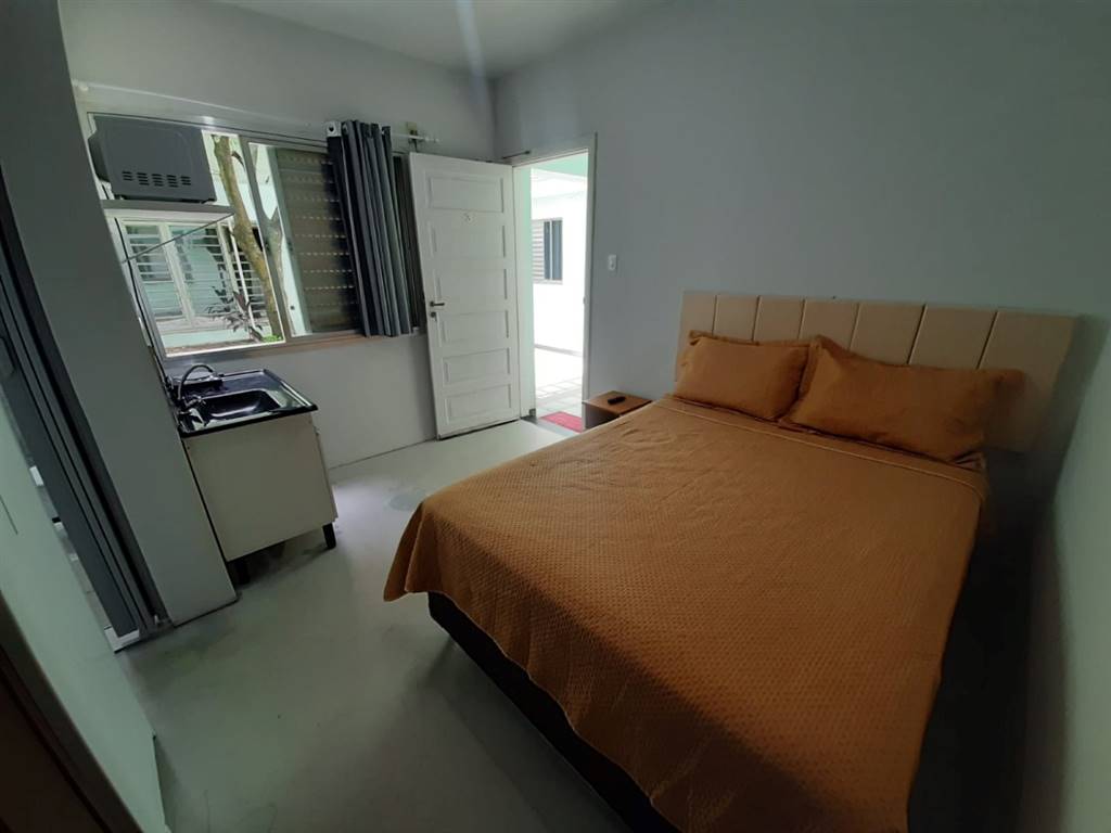 Casa com 9 quartos e 276 m² em Vila Guilhermina, Praia Grande