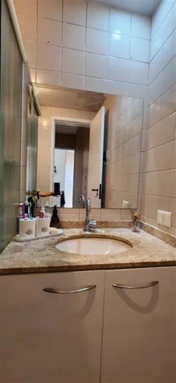 Apartamento com 1 quarto e 42 m² em Vila Guilhermina, Praia Grande