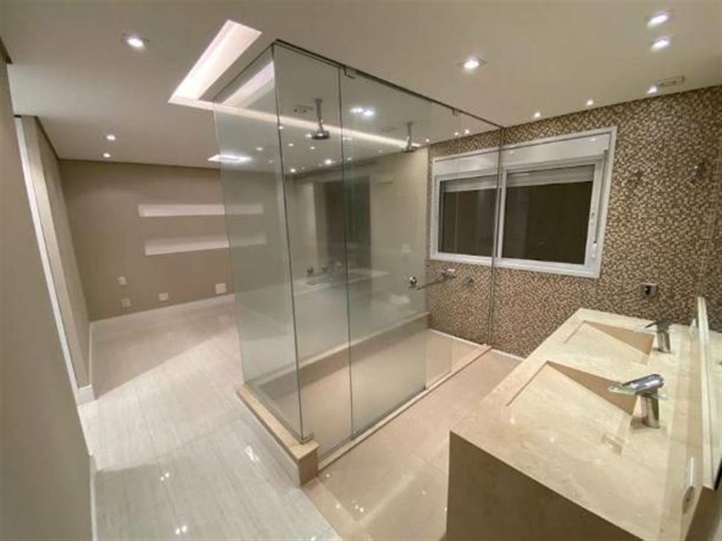 Apartamento com 3 quartos e 250 m² em Vila Guilhermina, Praia Grande