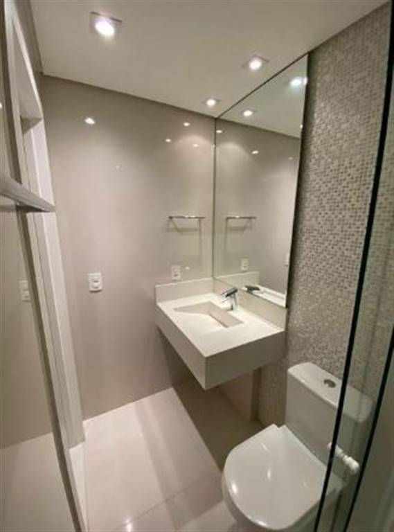 Apartamento com 3 quartos e 250 m² em Vila Guilhermina, Praia Grande