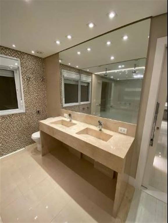 Apartamento com 3 quartos e 250 m² em Vila Guilhermina, Praia Grande