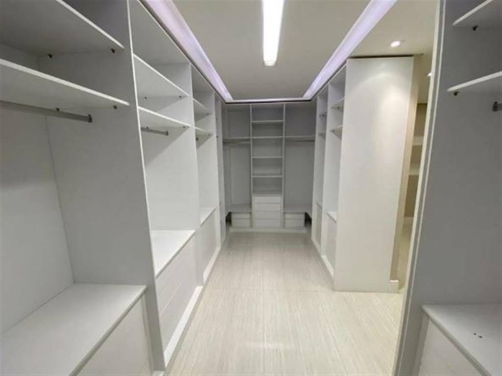 Apartamento com 3 quartos e 250 m² em Vila Guilhermina, Praia Grande