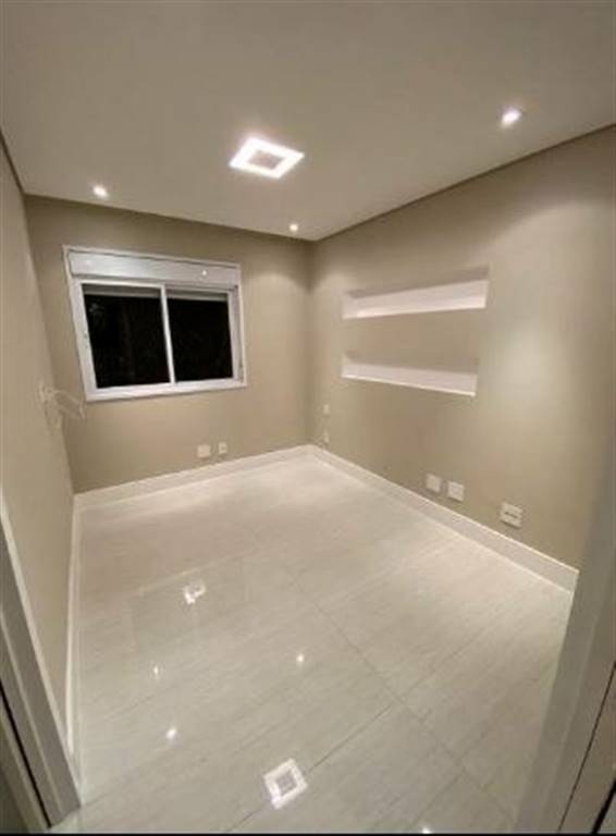 Apartamento com 3 quartos e 250 m² em Vila Guilhermina, Praia Grande