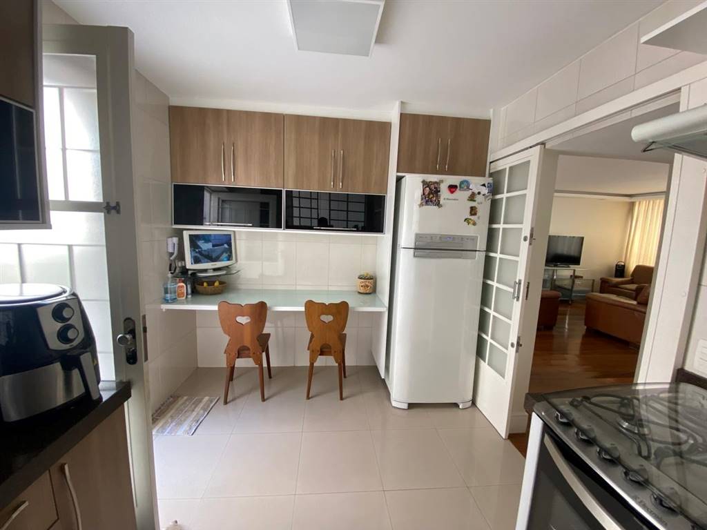 Casa com 3 quartos e 239 m² em Vila Guilhermina, Praia Grande