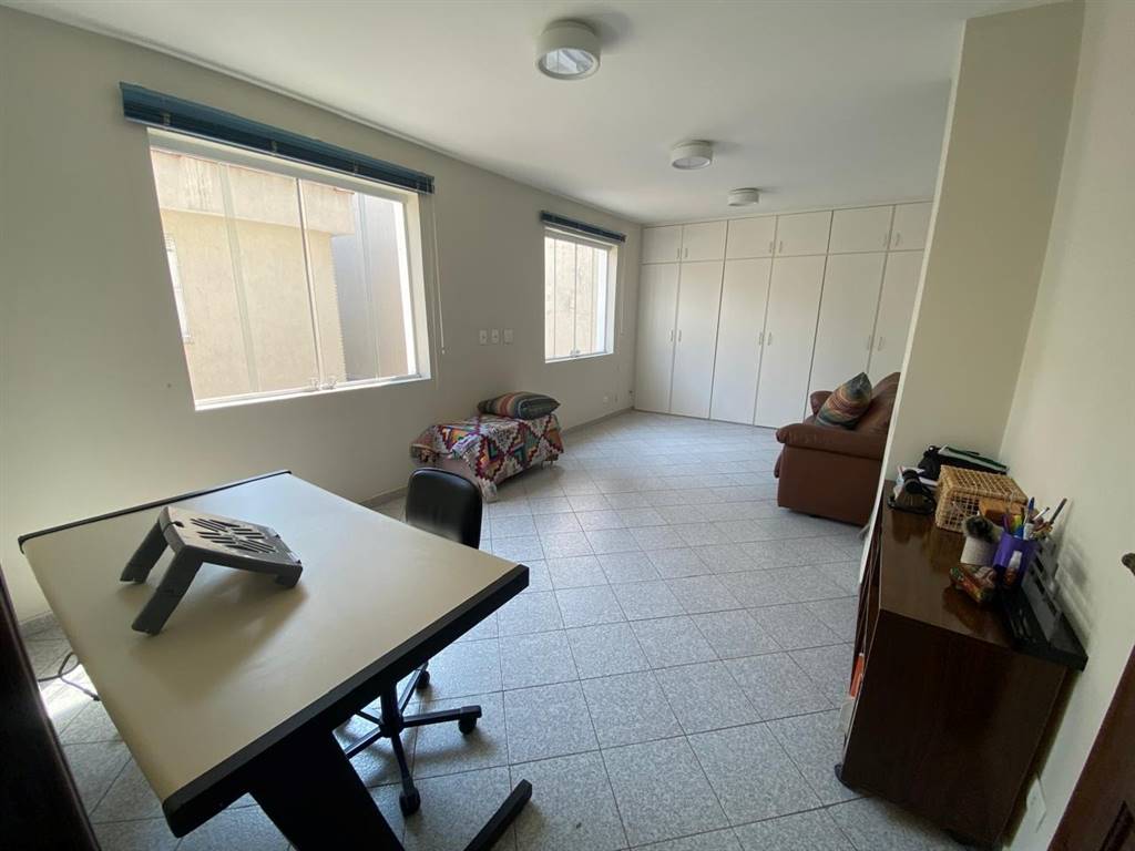 Casa com 3 quartos e 239 m² em Vila Guilhermina, Praia Grande