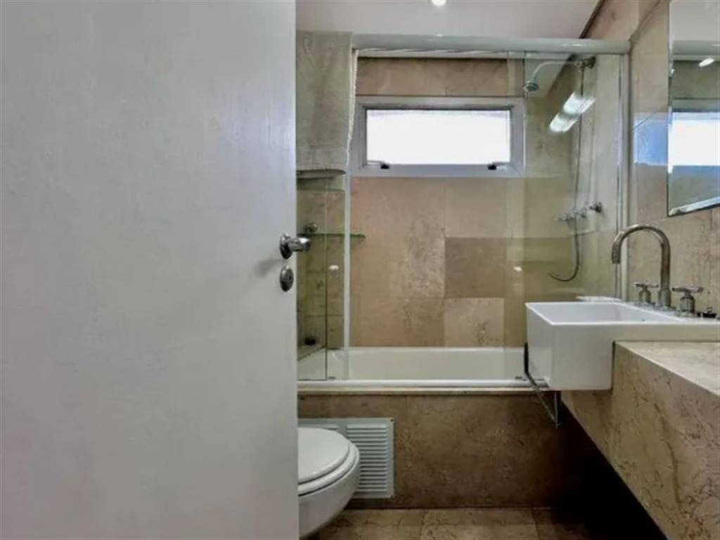 Apartamento com 4 quartos e 269 m² em Vila Guilhermina, Praia Grande