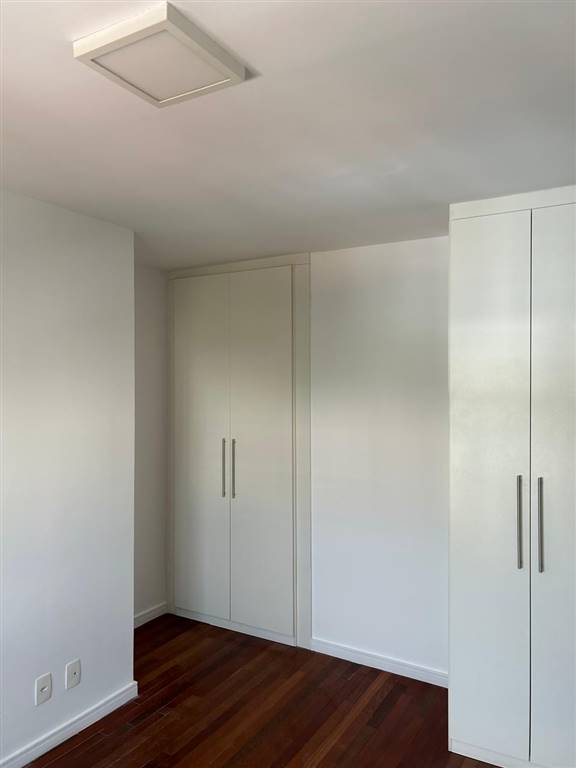 Apartamento com 3 quartos e 192 m² em Vila Guilhermina, Praia Grande