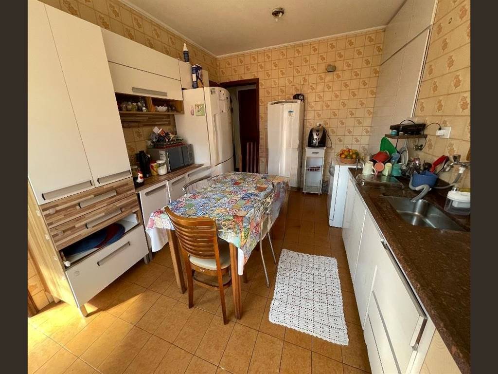 Casa com 5 quartos e 276 m² em Vila Guilhermina, Praia Grande