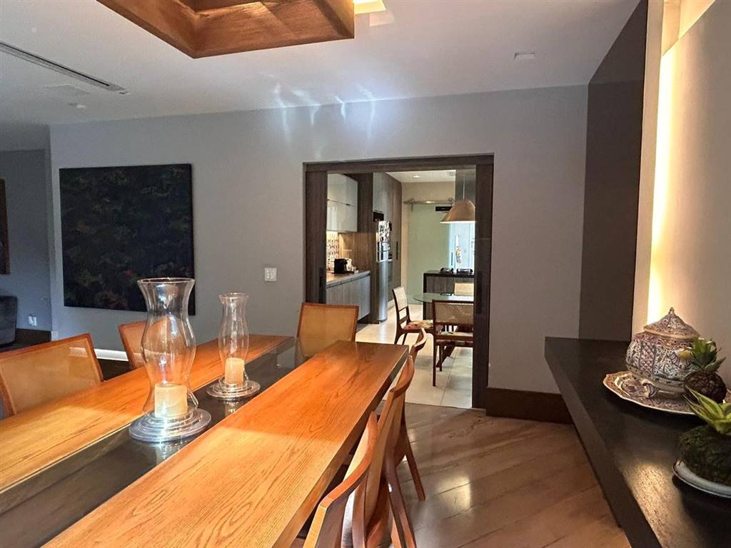 Apartamento com 4 quartos e 220 m² em Vila Guilhermina, Praia Grande
