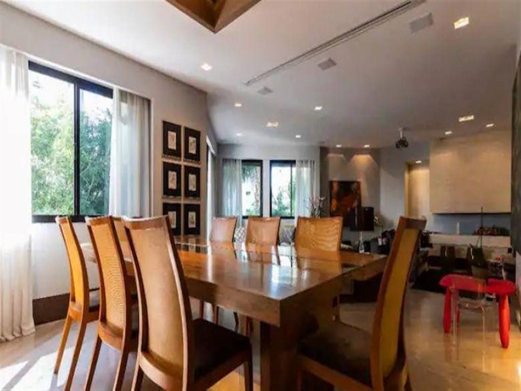Apartamento com 4 quartos e 220 m² em Vila Guilhermina, Praia Grande