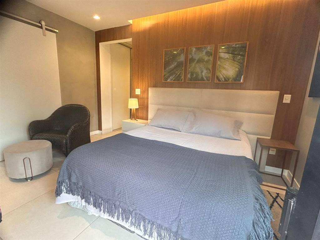 Apartamento com 4 quartos e 220 m² em Vila Guilhermina, Praia Grande