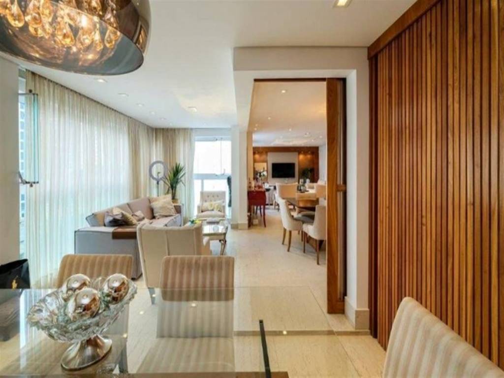 Apartamento com 3 quartos e 210 m² em Vila Guilhermina, Praia Grande
